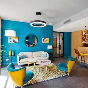Des Remparts Perrache Hotel